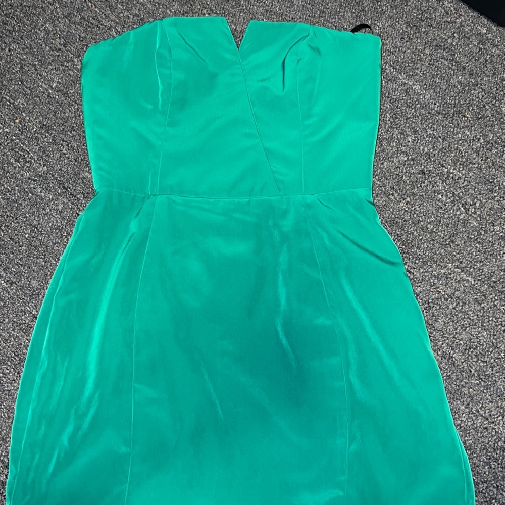 Medium Naven green dress